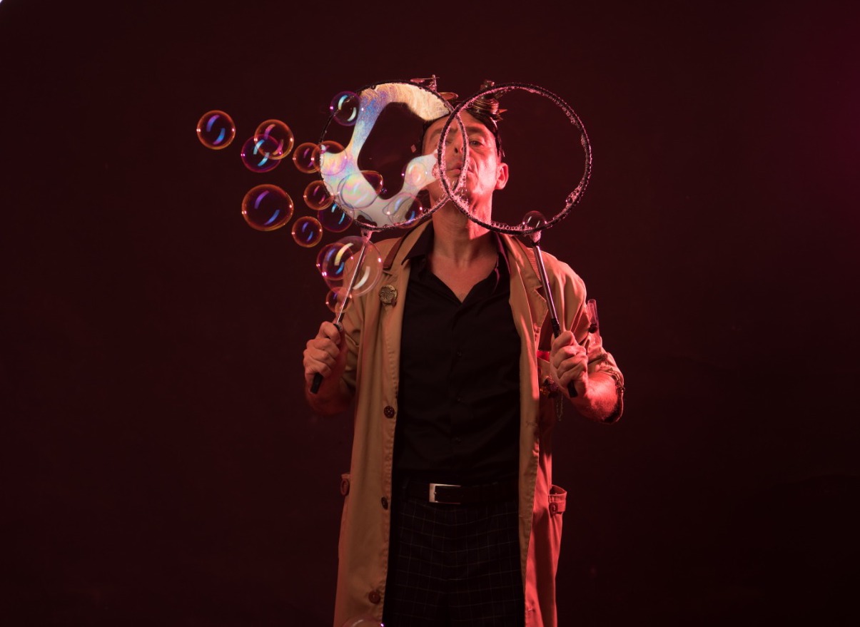 EL PROFESSOR BROMERA - Espectacle Familiar